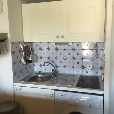 Romance In Port Apartment